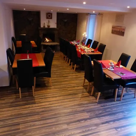 호텔 Zum Hauschen-domblick-messe-hotel