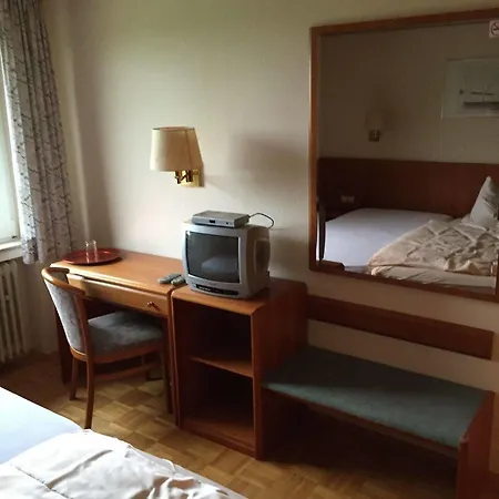 호텔 Zum Hauschen-domblick-messe-hotel 로스라스